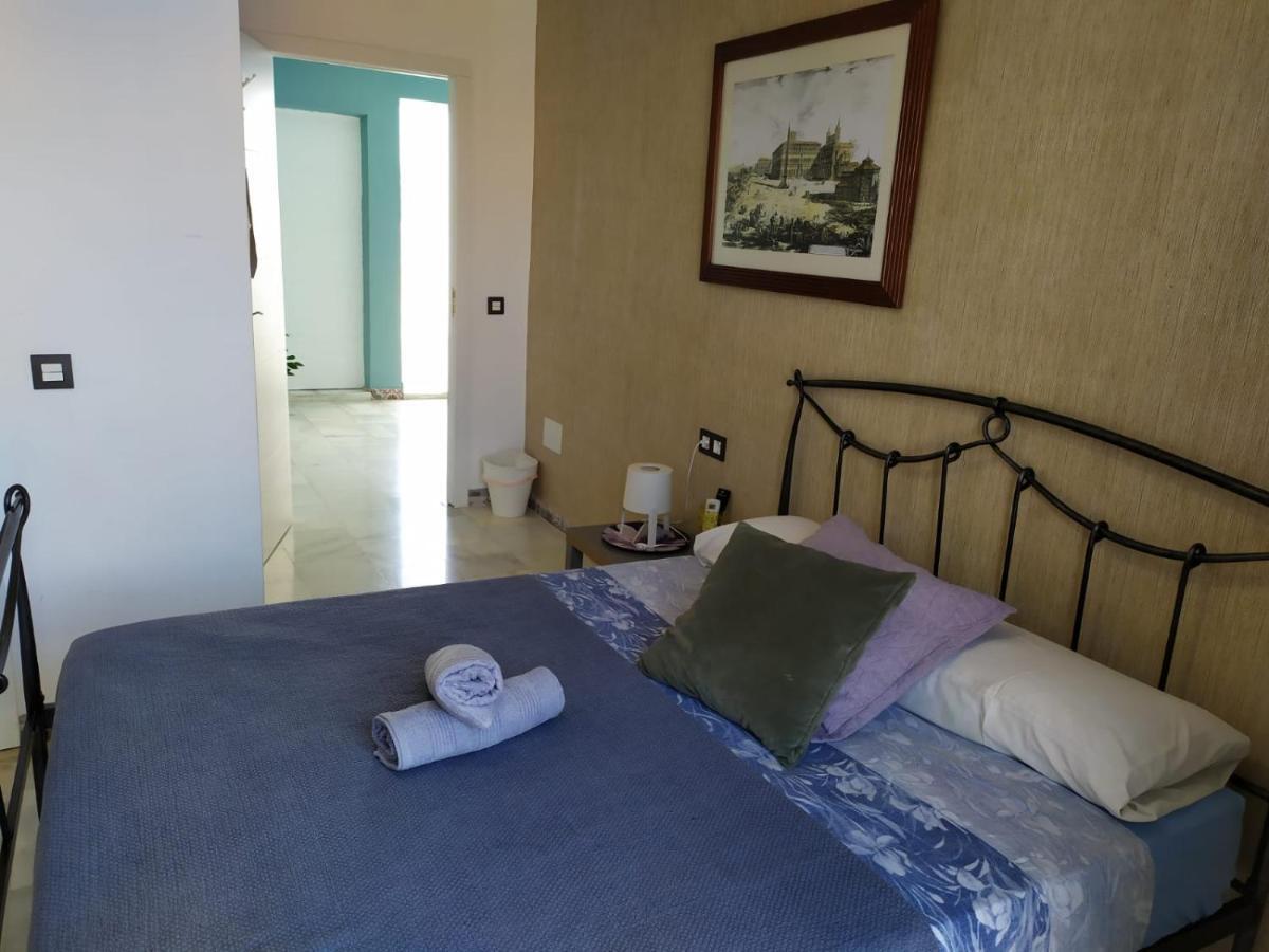 Malaga Centro Hostel (Adults Only) Exterior photo