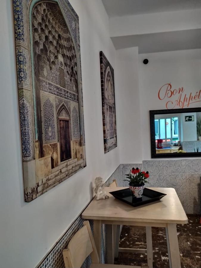 Malaga Centro Hostel (Adults Only) Exterior photo