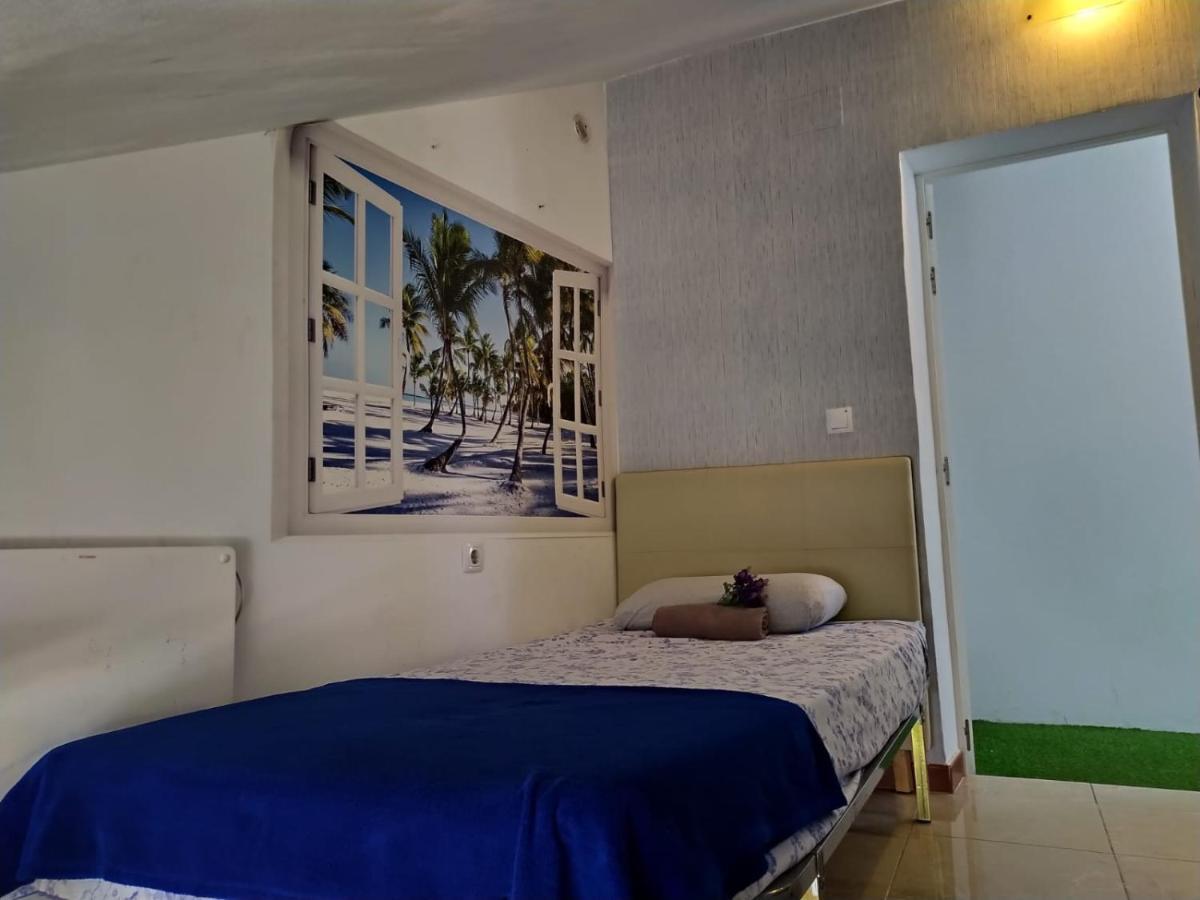 Malaga Centro Hostel (Adults Only) Exterior photo