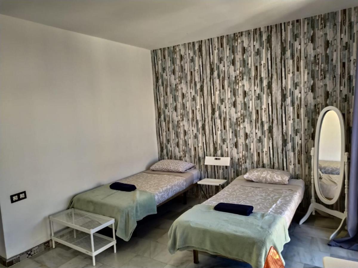 Malaga Centro Hostel (Adults Only) Exterior photo