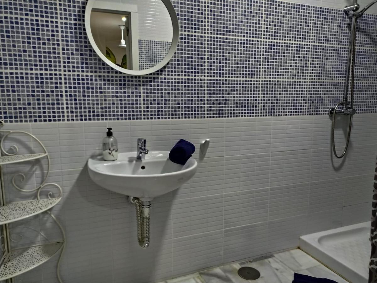 Malaga Centro Hostel (Adults Only) Exterior photo